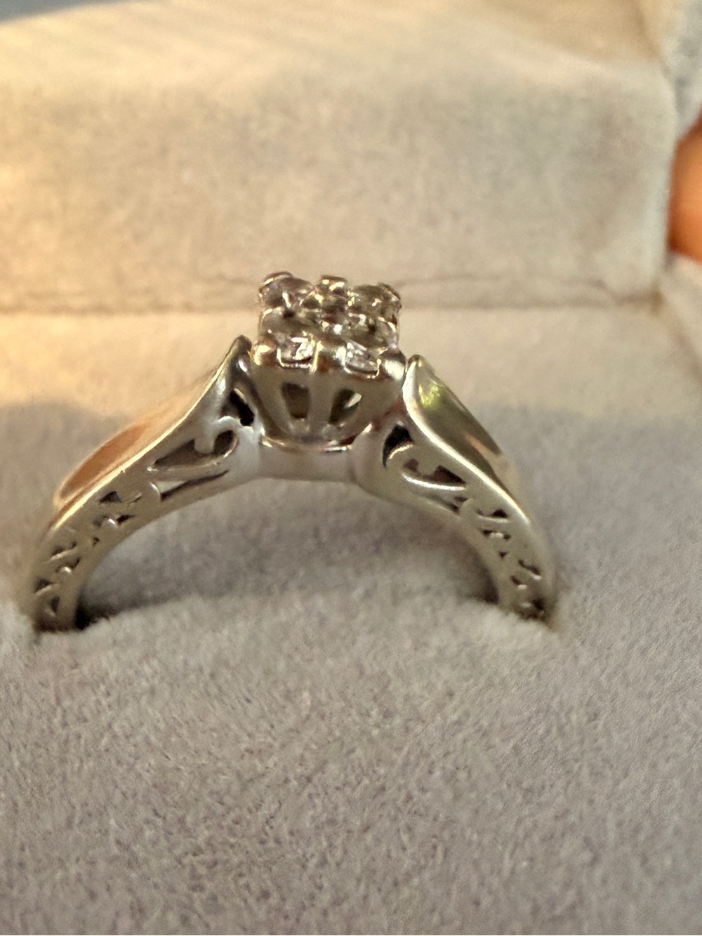 VTG 10kt Gold Diamond Filigree Ring sz7